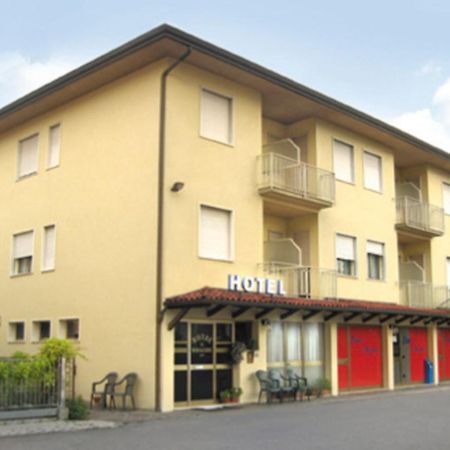 埃尔贝萨吉尔瑞酒店 诺阿莱 外观 照片